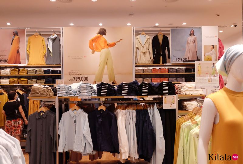 uniqlo vincom landmark 81